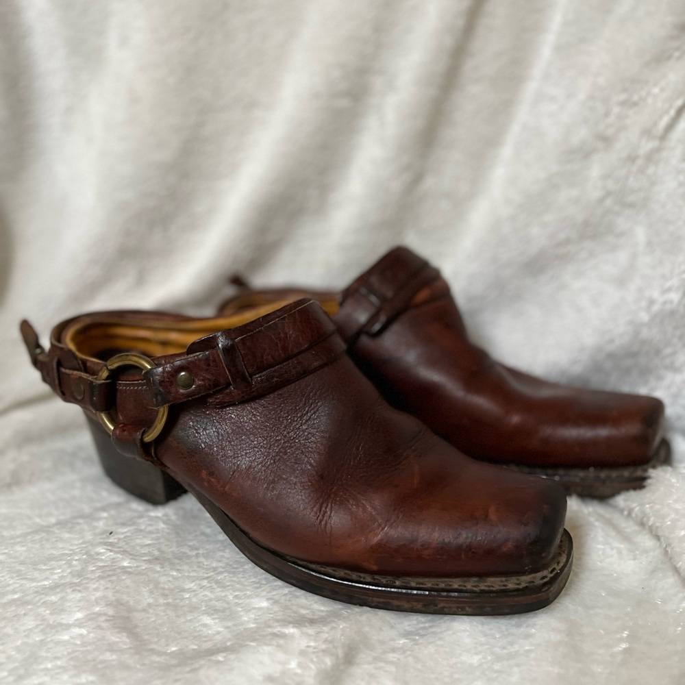 Frye Belted Harness Women Shoes Brown Leather Riding Motorcycle Mules Clogs